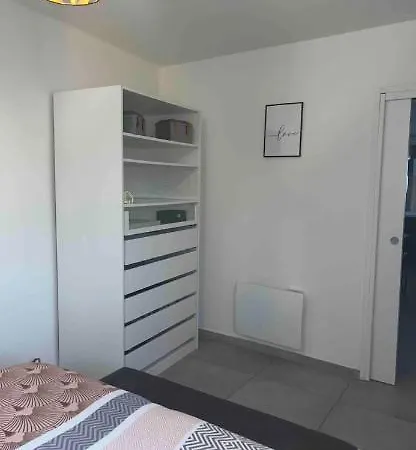 Apartman Spacieux Et Lumineux *